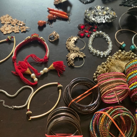 Mixed jewelry bundle - Picture 5 of 9